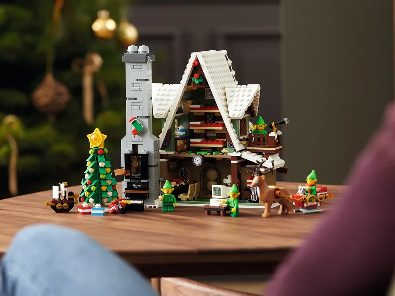 Elf Club House