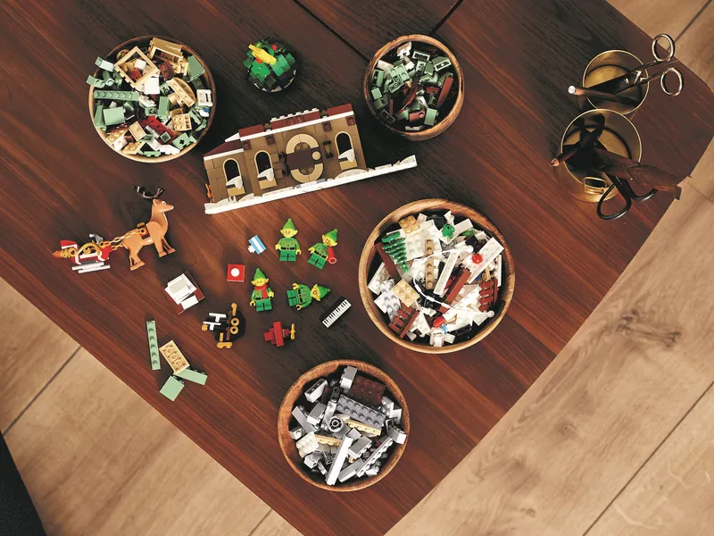 Elf Club House