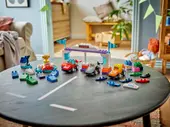 F1 Team Race Cars &amp; Drivers