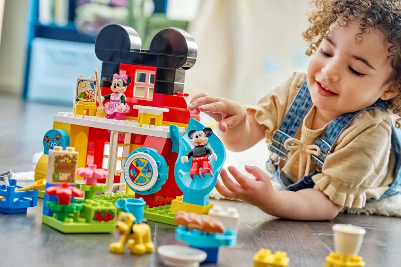 Mickey Mouse Clubhouse with Minnie &amp; Pluto