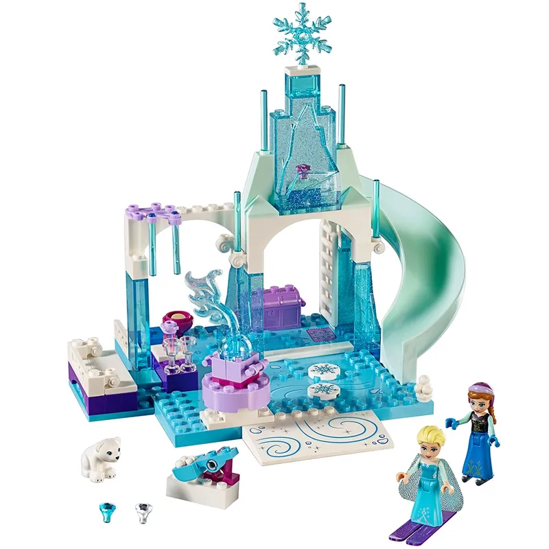 Anna &amp; Elsa's Frozen Playground