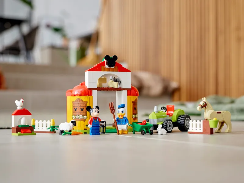 Mickey Mouse &amp; Donald Duck's Farm