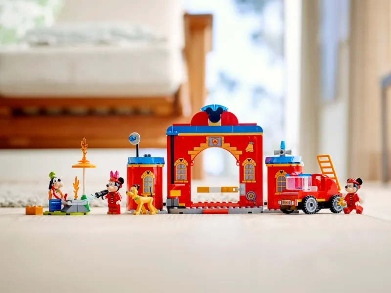 Mickey &amp; Friends Fire Truck &amp; Station