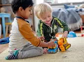 Truck &amp; Tracked Excavator