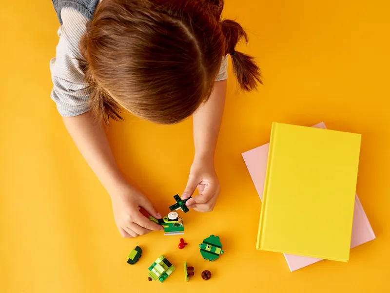 Creative Green Bricks
