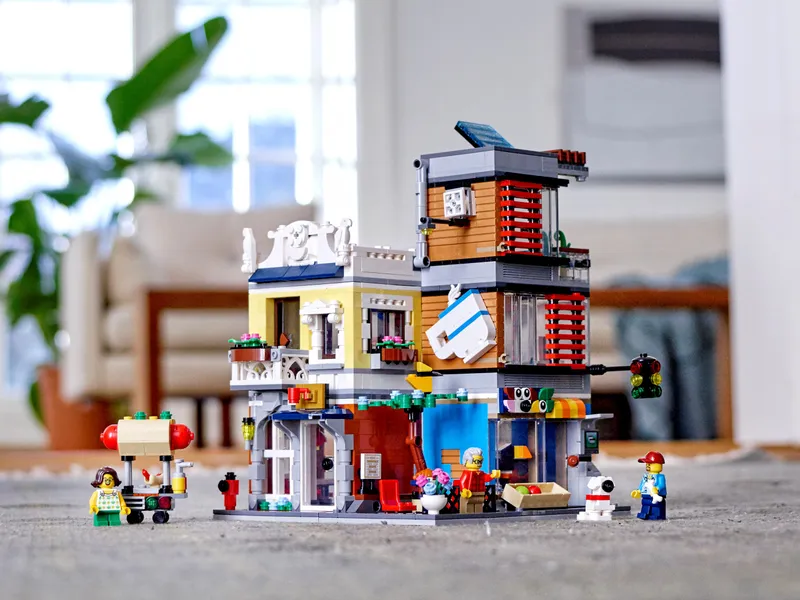 Townhouse Pet Shop &amp; Café