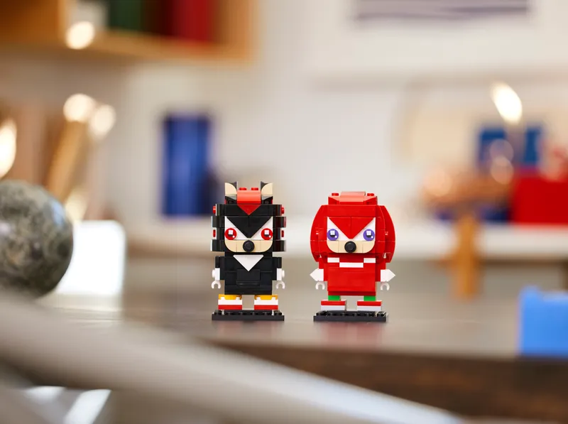 Sonic the Hedgehog: Knuckles &amp; Shadow