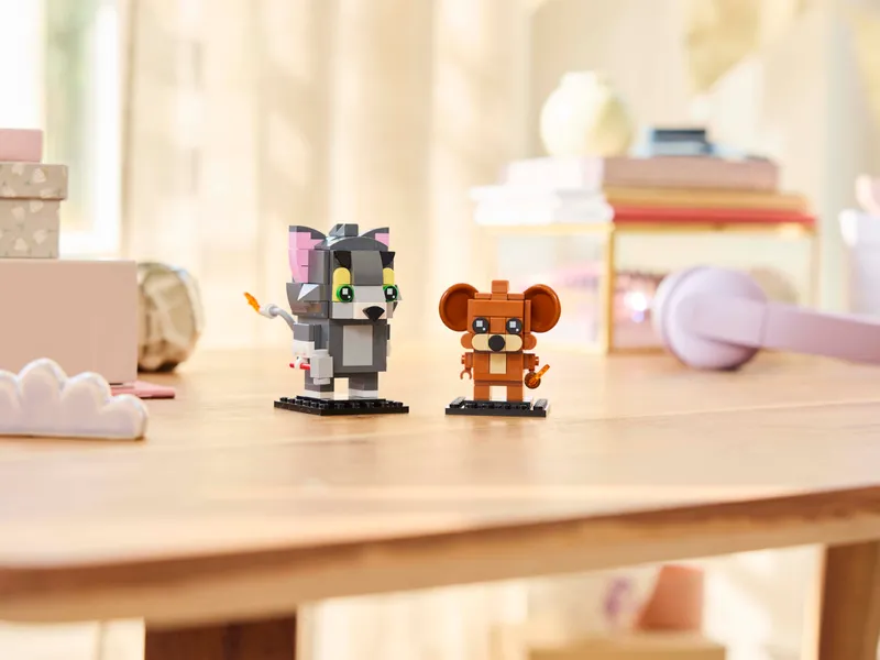 Tom &amp; Jerry Figures