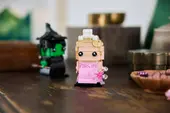 Elphaba &amp; Glinda Figures
