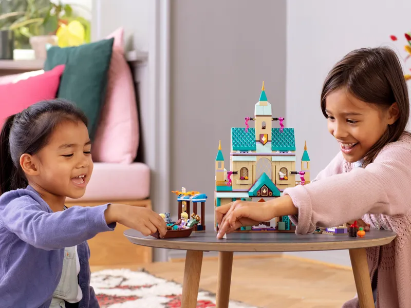 Arendelle Castle Village