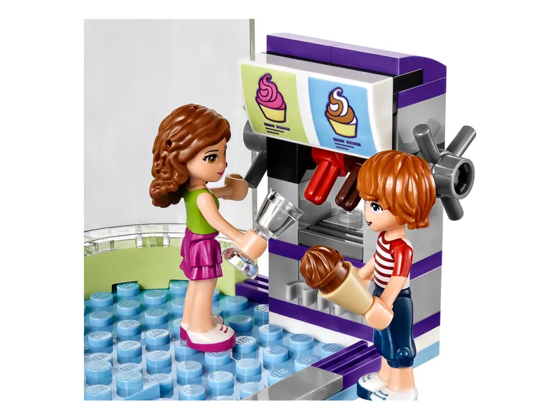 Heartlake Frozen Yogurt Shop