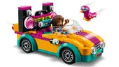 Andrea's Car &amp; Stage