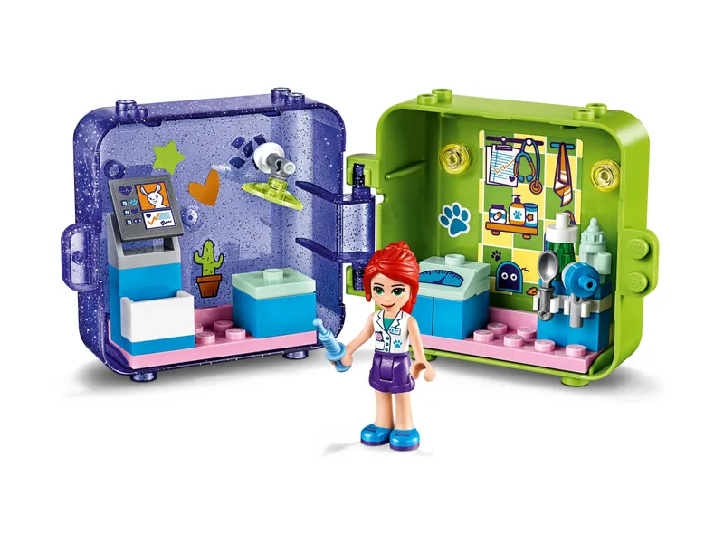 Mia's Play Cube