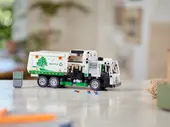 Mack LR Electric Garbage Truck