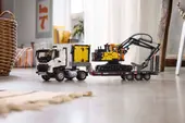 Volvo FMX Truck &amp; EC230 Electric Excavator