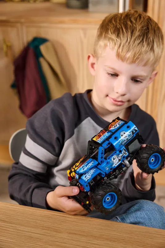 Monster Jam Grave Digger Fire and Ice