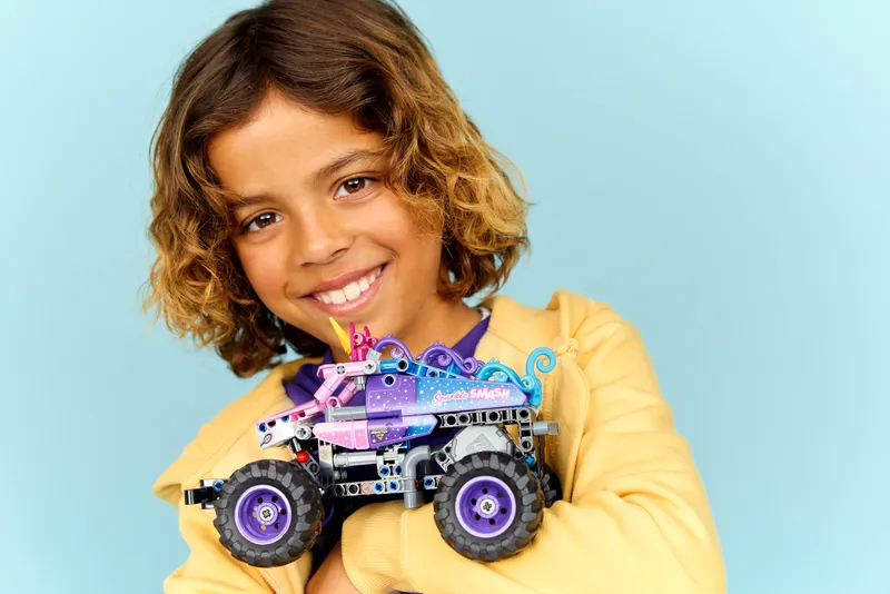 Monster Jam  Sparkle Smash Pull-Back