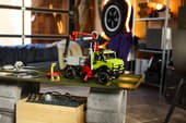 Mercedes-Benz Unimog U 5023 with Crane