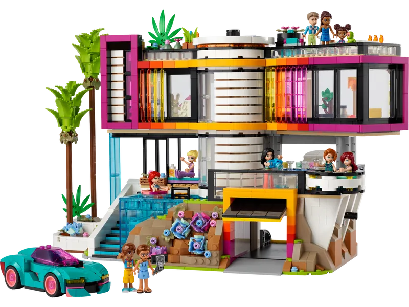 Andrea's Modern Mansion