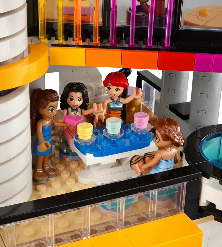 Andrea's Modern Mansion