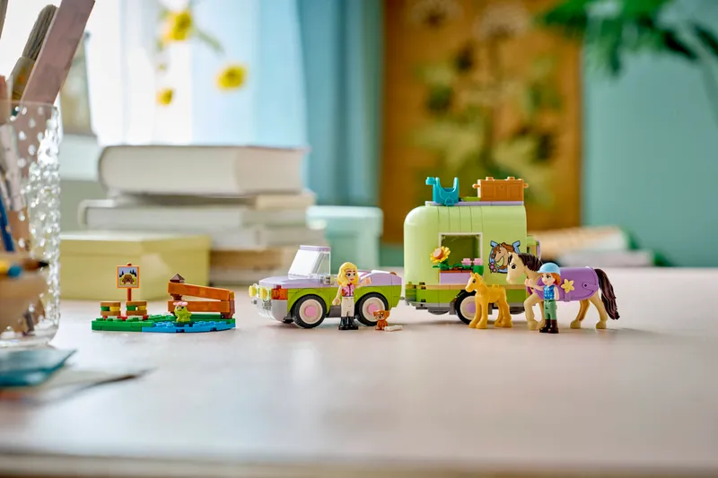Horse &amp; Baby Foal Trailer