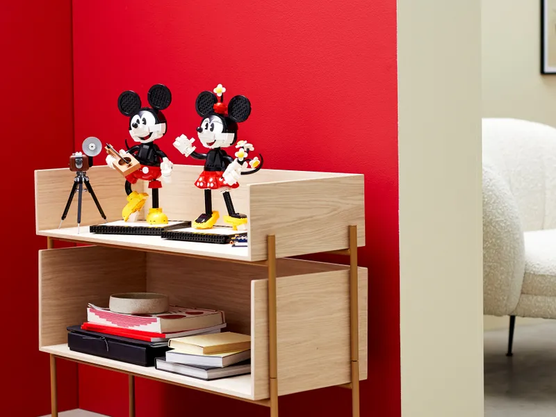 Mickey Mouse &amp; Minnie Mouse