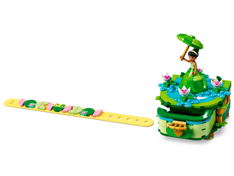 Aurora, Merida and Tiana's Enchanted Creations