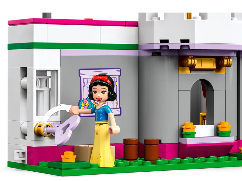Ultimate Adventure Castle