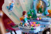 The Little Mermaid Royal Clamshell