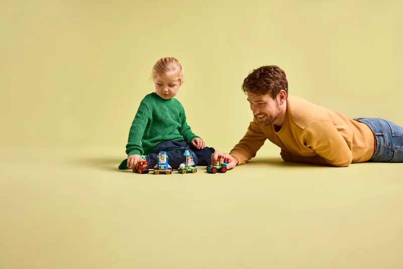 Toy Story Celebration Train &amp; RC Car