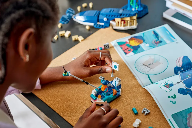 Antarctic Animals Science Kit