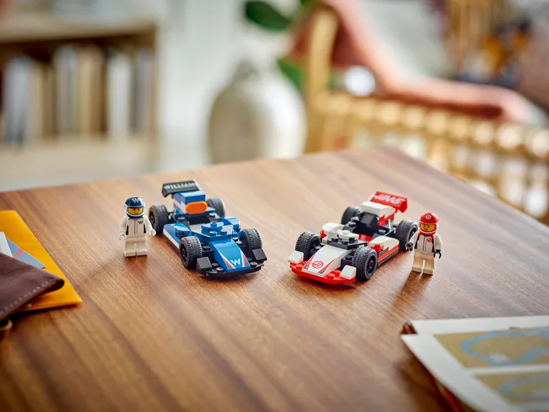 F1 Williams Racing &amp; Haas F1 Race Cars