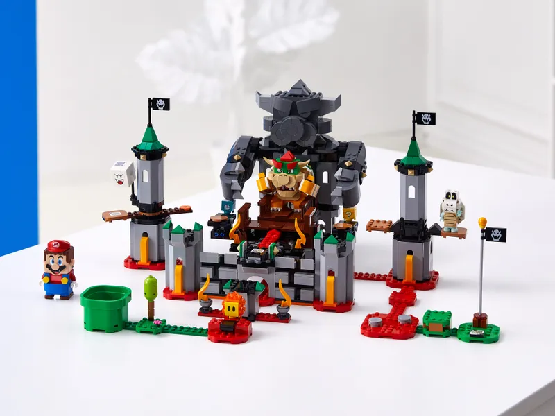 Bowser's Castle Boss Battle Expansion Set