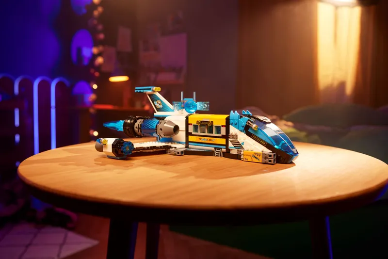 Mr. Oz's Space Bus