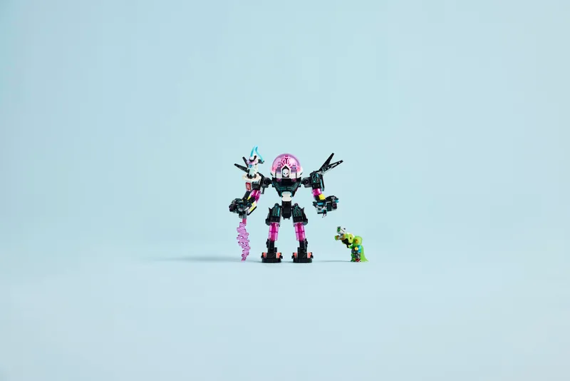 Mateo vs. Cyber Brain Mech