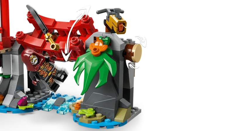 Ninja Vehicle Tree House Battle