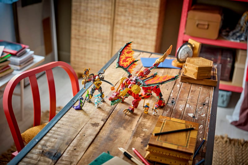 Wyldfyre's Transforming Dragon Mech