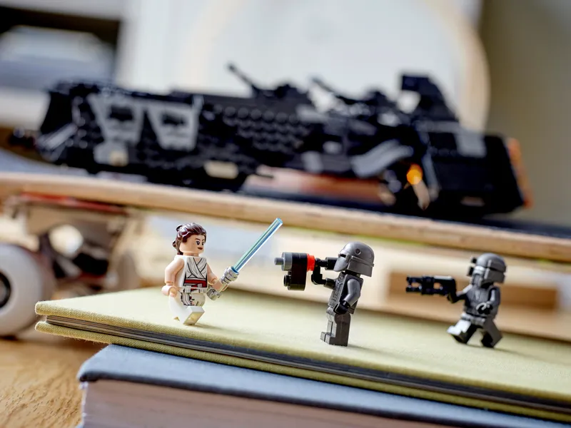 Knights of Ren Transport Ship
