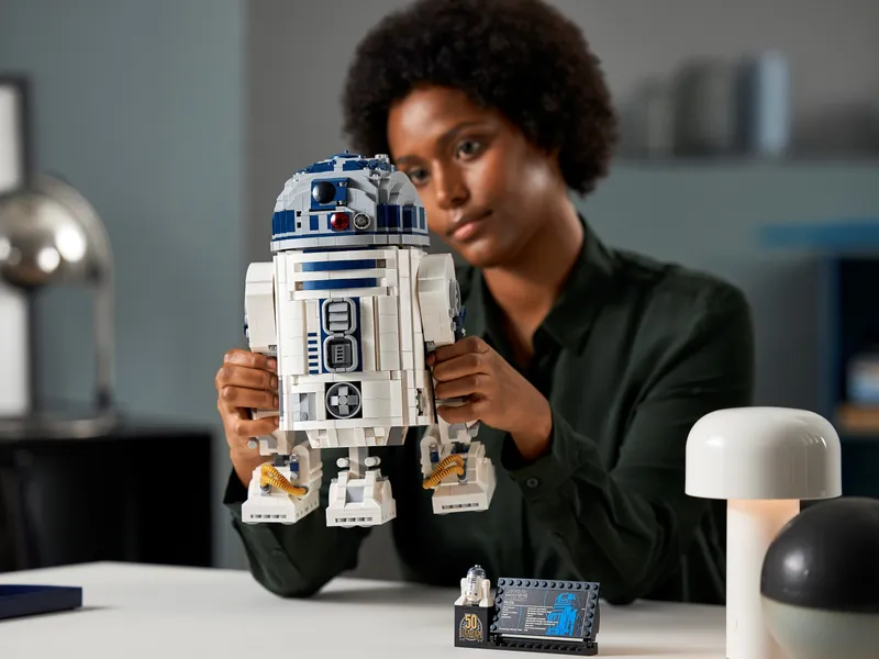 R2-D2