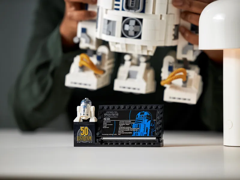 R2-D2