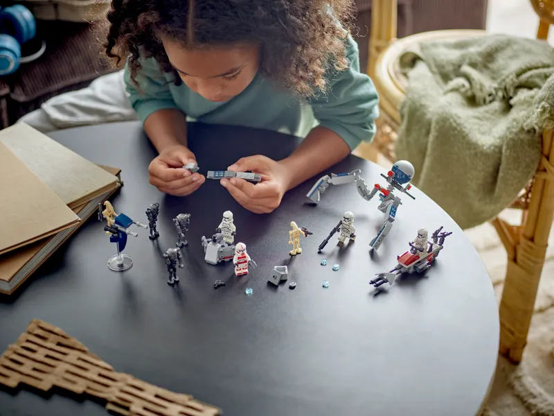 Clone Trooper &amp; Battle Droid Battle Pack