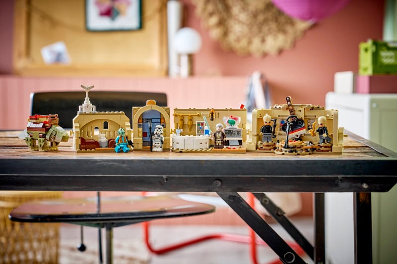 SMART Play: Mos Eisley Cantina