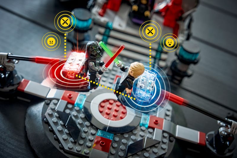 Throne Room Duel &amp; A-Wing