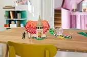 Glinda &amp; Elphaba Visit Munchkinland