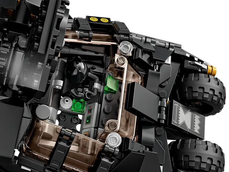 Batmobile Tumbler: Scarecrow Showdown