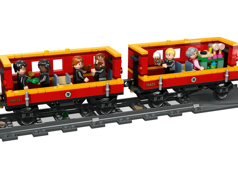 Hogwarts Express &amp; Hogsmeade Station