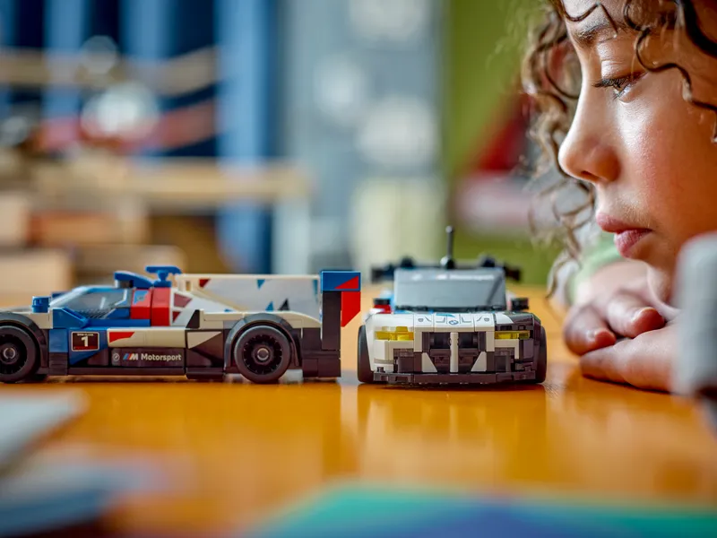 BMW M4 GT3 &amp; BMW M Hybrid V8 Race Cars