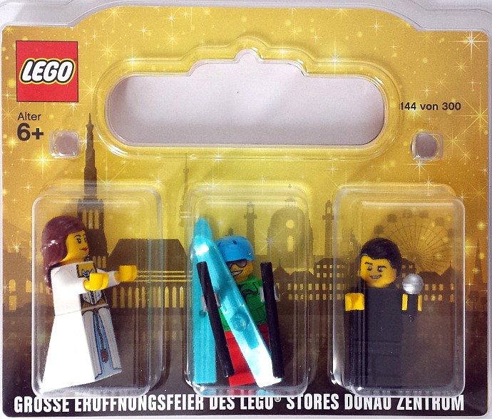 Big Opening Ceremony of LEGO Stores Donau Zentrum